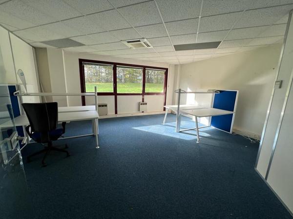 Location Bureaux 297 m2
