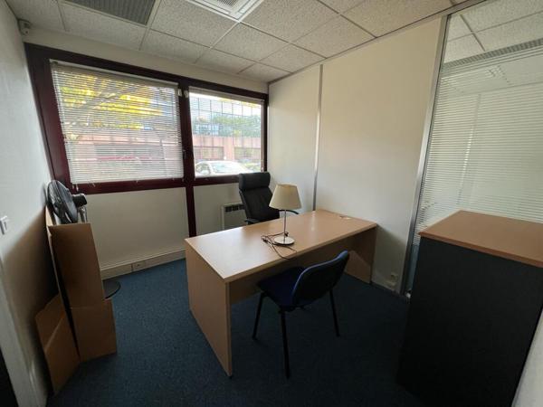 Location Bureaux 297 m2
