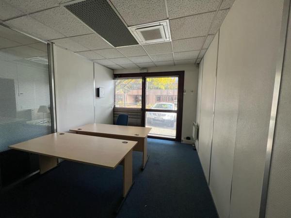 Location Bureaux 297 m2