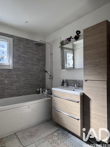 Maison à vendre 5 pièces 145 m² Monts