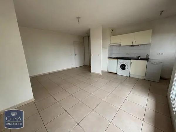 Appartement à louer 2 pièces 44.1m² Sète (34200)