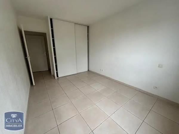 Appartement à louer 2 pièces 44.1m² Sète (34200)