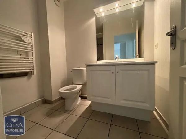 Appartement à louer 2 pièces 44.1m² Sète (34200)