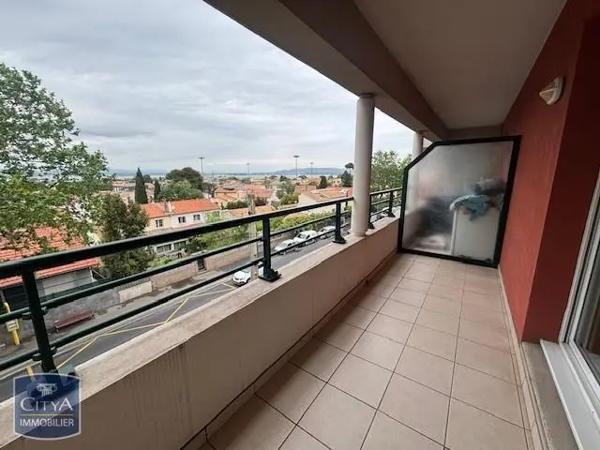 Appartement à louer 2 pièces 44.1m² Sète (34200)