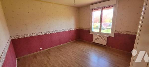 CROZON - En secteur calme proche du centre-ville - Maison traditionnelle bien tenue à rafraîchi...