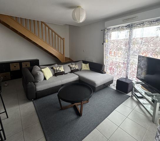 À louer  T3 Duplex meublé à Thoiry (01710) de 69m²