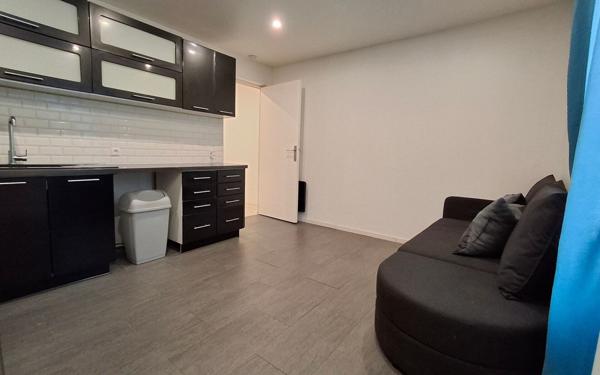 Appartement à louer    1 pièce • 371 m2 Ormesson-sur-Marne