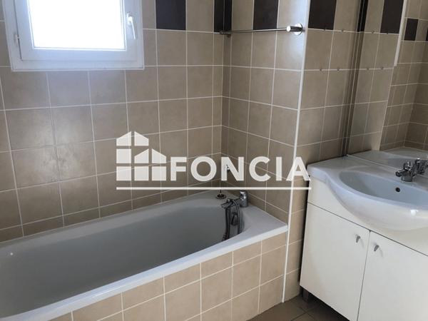 Location Appartement 3 pièces 56.3 m² - 35 RUE JEAN-PIERRE MERONO Narbonne 11100