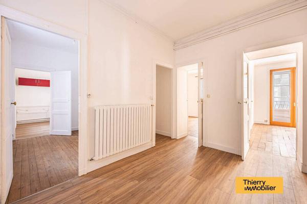 Appartement 4 pièces                                        - 44000 Nantes - Centre ville Réf : 131331