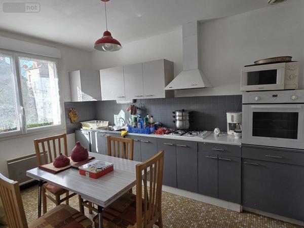 Maison à vendre à Château-Gontier-sur-Mayenne en Mayenne (53200), ref : 53073-1755