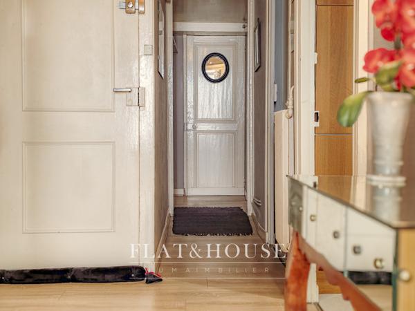 SOUS OFFRE - Appartement T2/T3 61 m2 type ancien