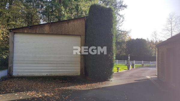 Fougères (35300) Maison de prestige en forêt