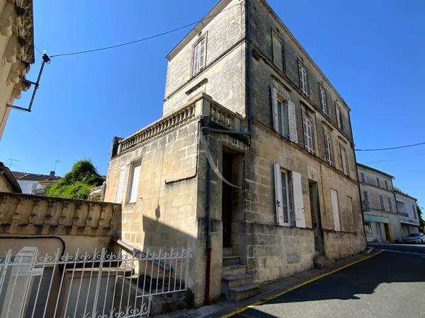 Immeuble de rapport au coeur de Jonzac
