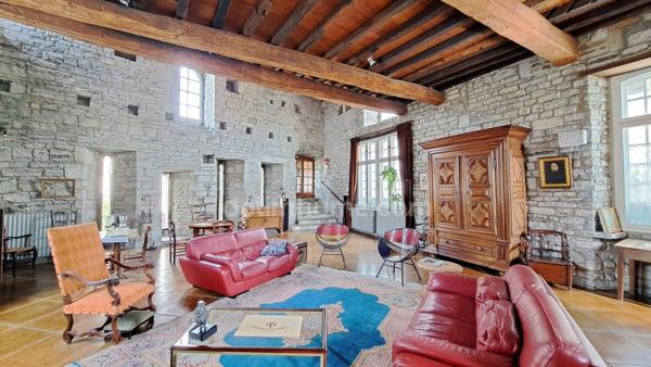 Bien d'exception - Sauveterre centre