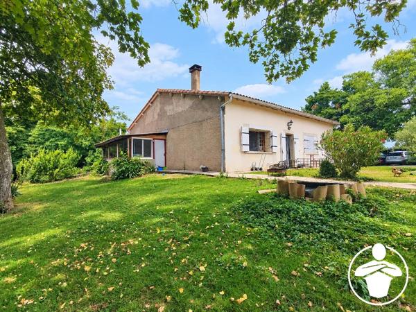 Vente                                                      Maison
                        
                     5 pièces                      117 m2                     à Sainte-Livrade-sur-Lot