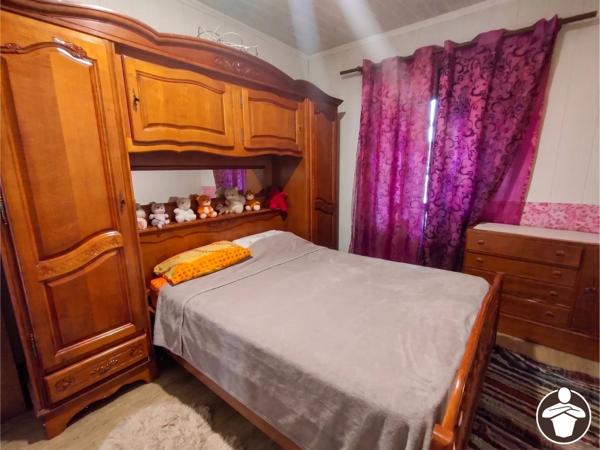 Vente                                                      Maison
                        
                     5 pièces                      117 m2                     à Sainte-Livrade-sur-Lot