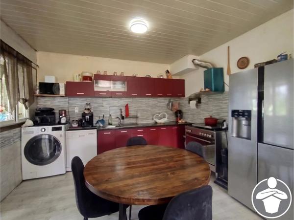 Vente                                                      Maison
                        
                     5 pièces                      117 m2                     à Sainte-Livrade-sur-Lot