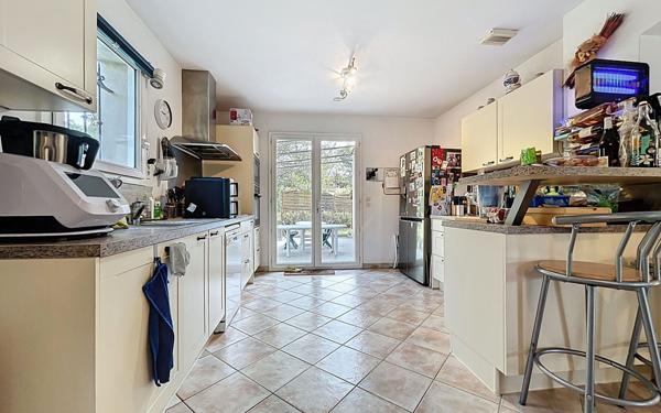 Maison à vendre    5 pièces • 168,08 m2 Roquebrune-sur-Argens