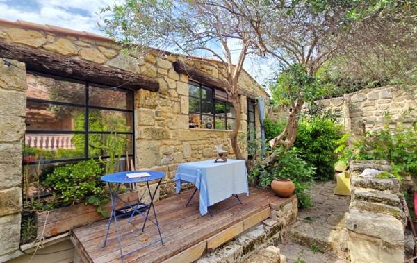 Vente Maison de village sur 4 faces avec extérieur Montbazin   