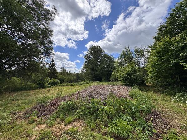 Terrain Chaussoy Epagny 2782 m2 Viabilisé - Non constructible