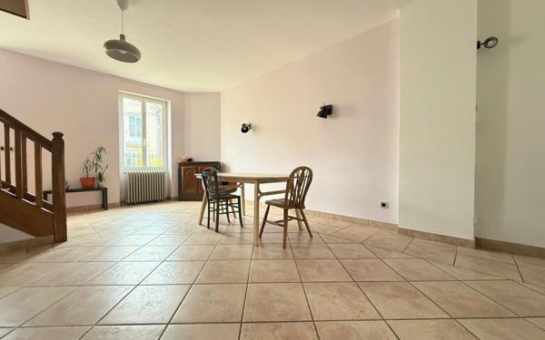 Maison à vendre    3 pièces • 95 m2 Dijon