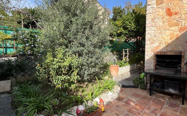 Maison à vendre    5 pièces • 125 m2 Cagnes-sur-Mer