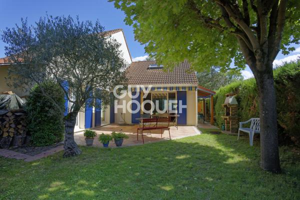 MAISON À VENDRE DE 5 PIÈCES DE 137,00 M²