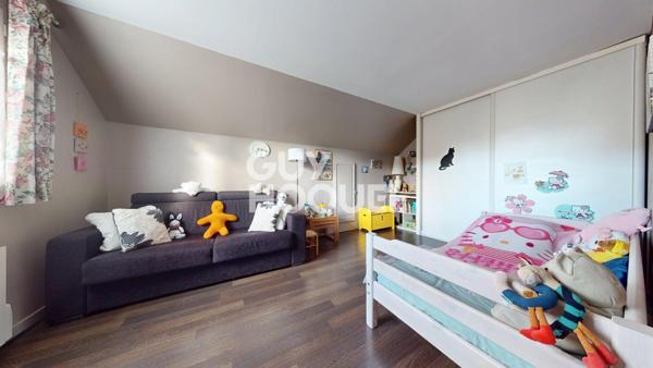 MAISON À VENDRE DE 5 PIÈCES DE 137,00 M²