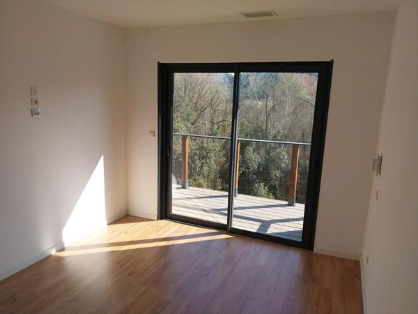 Maison contemporaine ossature bois  avec piscine