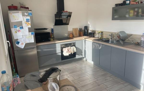 Vente Maison Sur 550 M2 de terrain ! neuf Saint-julien-les-rosiers   