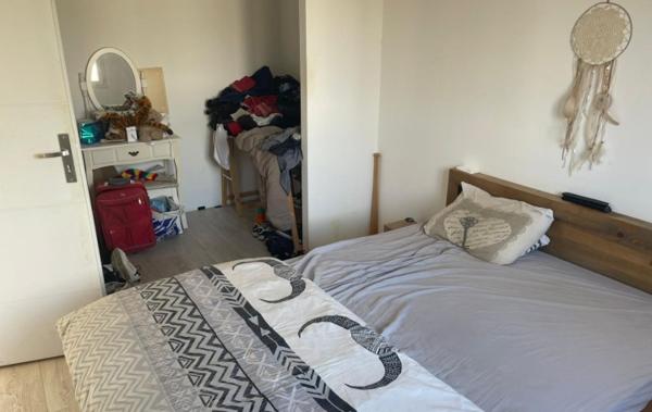 Vente Maison Sur 550 M2 de terrain ! neuf Saint-julien-les-rosiers   