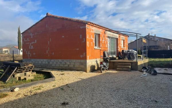 Vente Maison Sur 550 M2 de terrain ! neuf Saint-julien-les-rosiers   