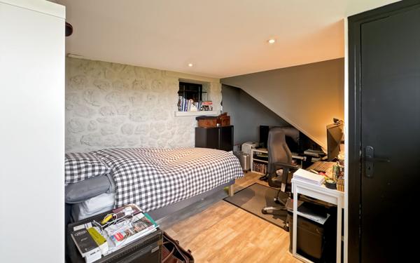 Maison à vendre    6 pièces • 151,40 m2 Saint-Arnoult