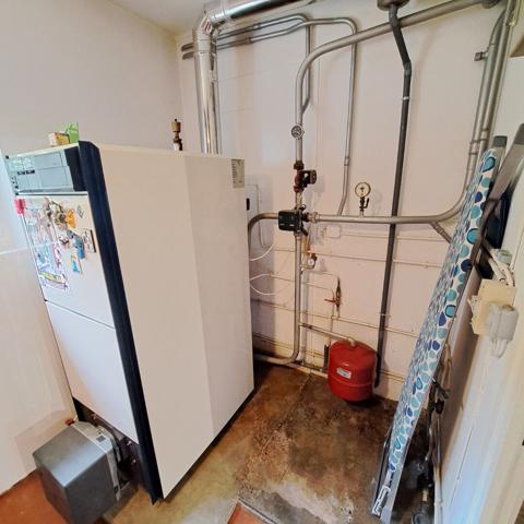 A VENDRE HAUT DE GAMME MAISON 4 CHAMBRES / JARDIN 1000 M² / 2 GARAGES