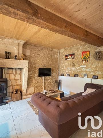 Gîte 7 pièces de 192 m² à Bourg (33710)