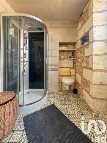 Gîte 7 pièces de 192 m² à Bourg (33710)