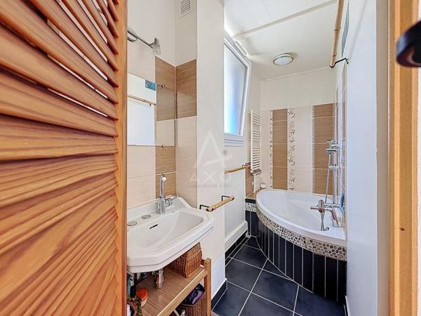LE PERREUX-SUR-MARNE – MAISON FAMILIALE DE 115,6 M² – 4 CHAMBRES – ESPACE INDÉPENDANT DE 25 M²