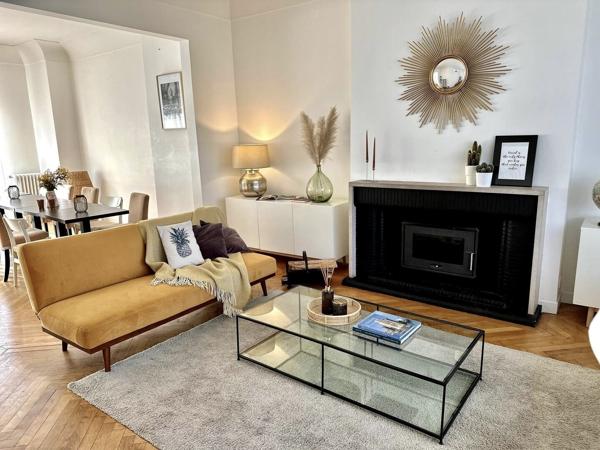 Villa Art Déco d’architecte de 330m2 à 5mn à pied du coeur de la ville