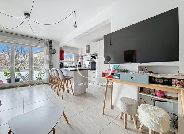Appartement Villejuif  centre ville  3 pièces
