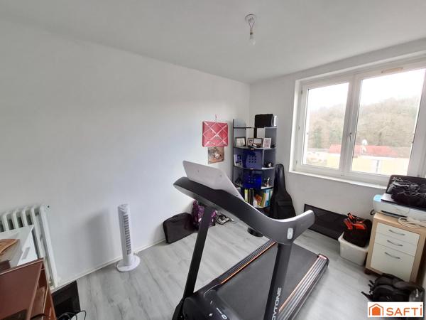 Maison mitoyenne vendu louée de 85m2 avec jardin, 5 pièces dont 3 chambres