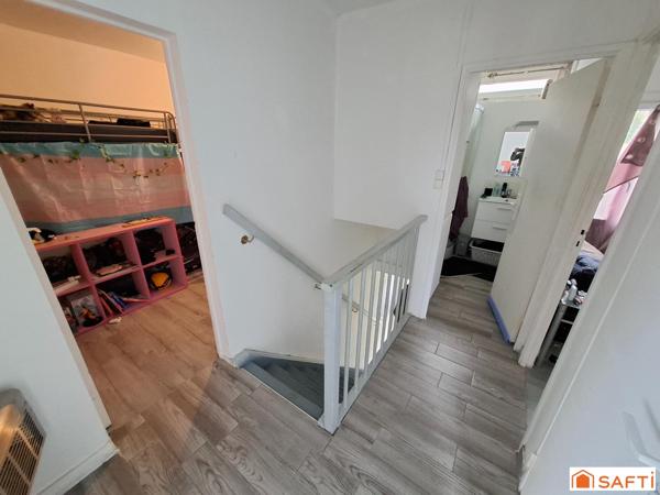 Maison mitoyenne vendu louée de 85m2 avec jardin, 5 pièces dont 3 chambres