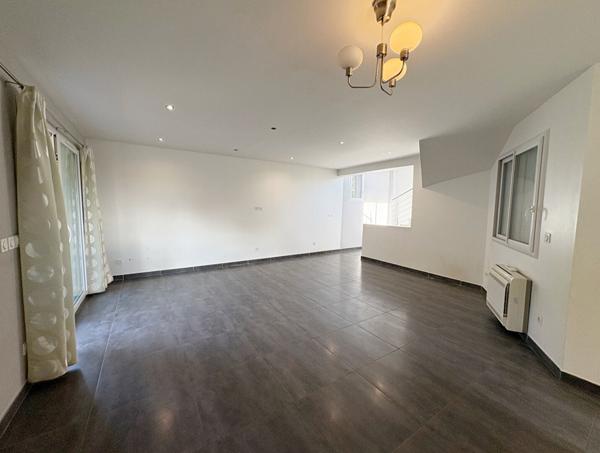 Hyères EST - Maison T5 récente