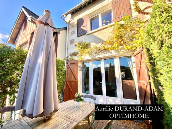 Maison de ville cosy, lumineuse et idéalement située - 3 chambres - Petit salon en mezzanine - Sous sol complet - Parking