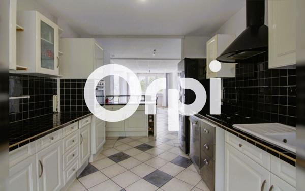 Appartement à vendre    4 pièces • 98,38 m2 Saint-Chamond