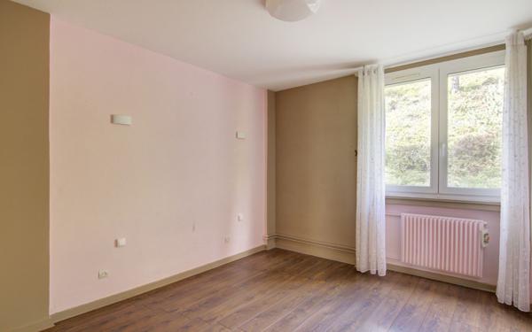 Appartement à vendre    4 pièces • 98,38 m2 Saint-Chamond