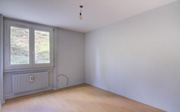 Appartement à vendre    4 pièces • 98,38 m2 Saint-Chamond