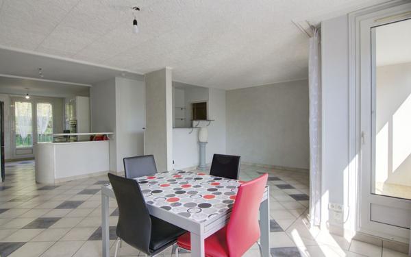Appartement à vendre    4 pièces • 98,38 m2 Saint-Chamond