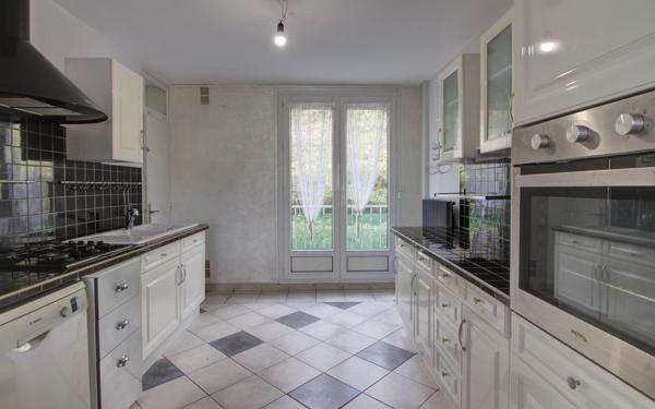 Appartement à vendre    4 pièces • 98,38 m2 Saint-Chamond