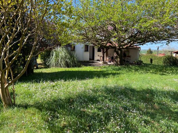 Maison à vendre 6 pièces CHERAC (17)