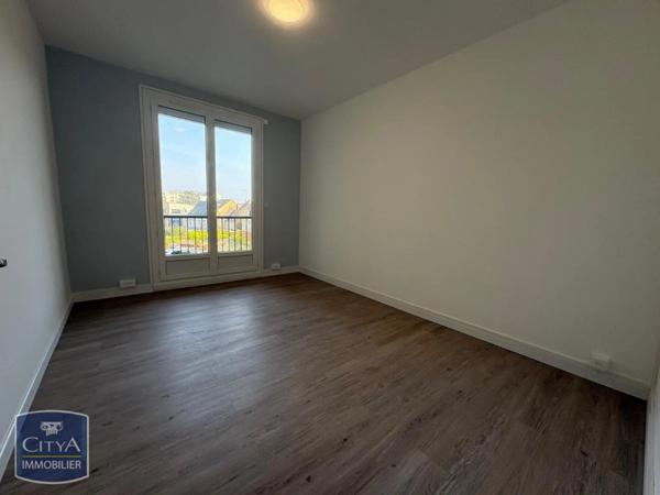 Appartement à louer 3 pièces 77.85m²